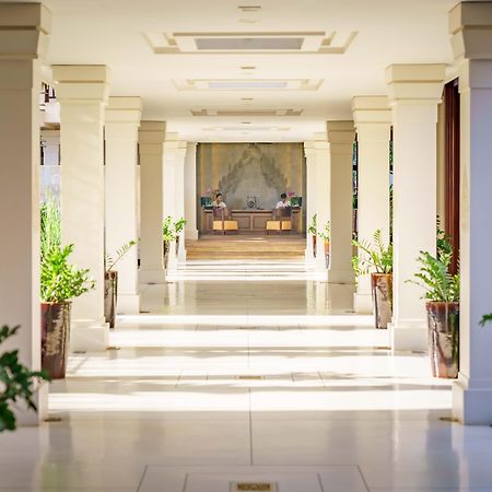 Anantara Angkor Resort Siem Reap Bagian luar foto